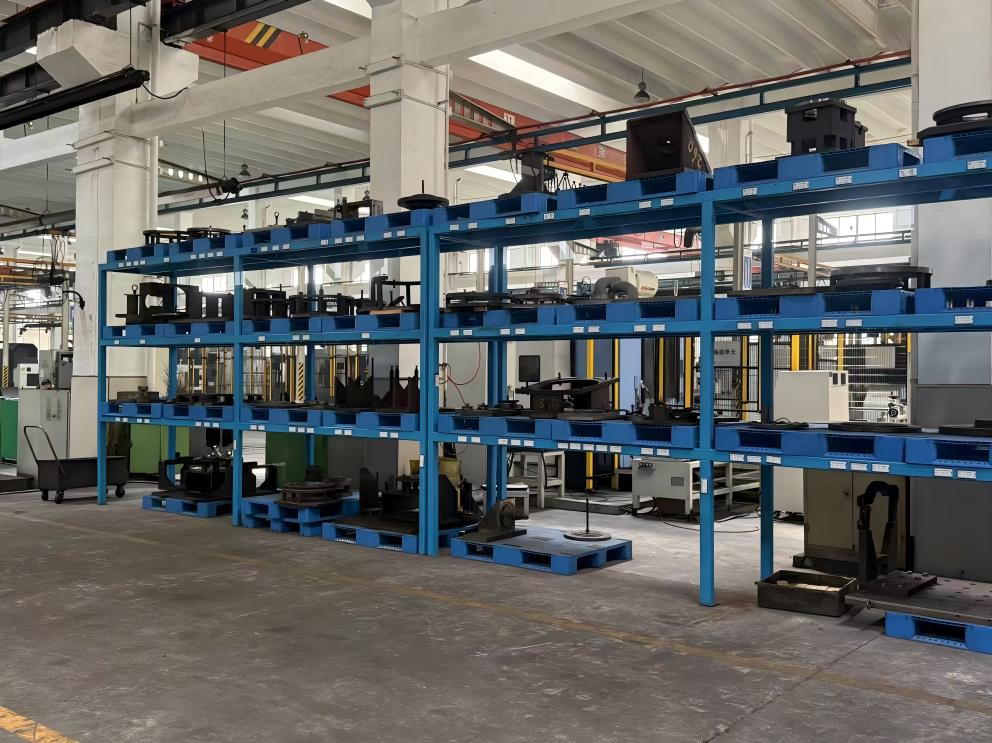 Alta eficiencia, precisión y confiabilidad: cómo la tecnología de herramientas de Shandong Lutong mejora el rendimiento del eje motriz Alta eficiencia, precisión y confiabilidad: cómo la tecnología de herramientas de Shandong Lutong mejora el rendimiento del eje motriz