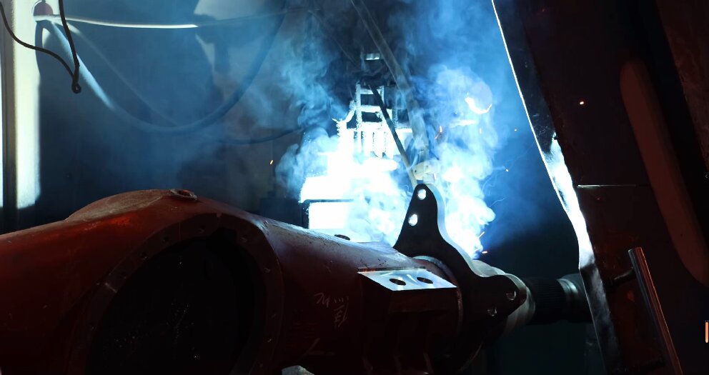 Lutong Heavy Industry put into operation a new drive axle welding automatic line