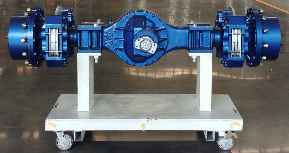 Eje motriz de rodillo compactador