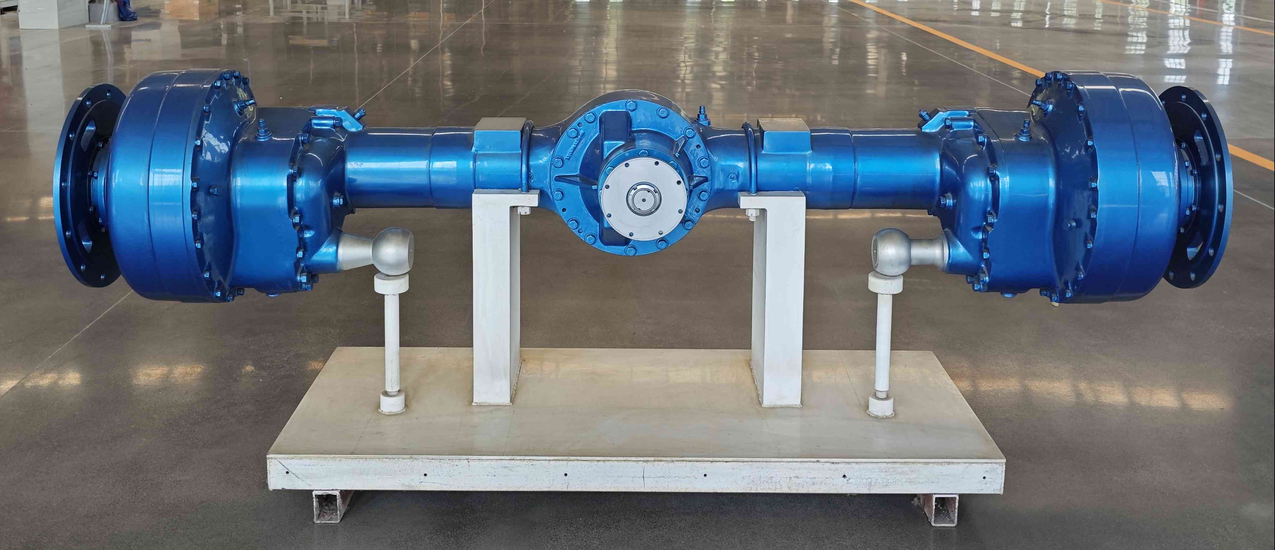 Eje motriz de la niveladora 