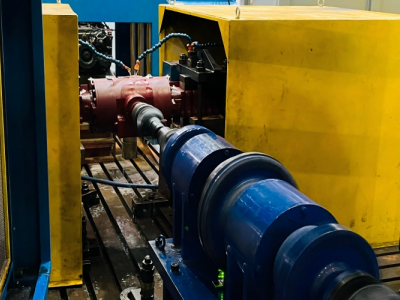 Innovation Drives, Quality Proves: Backhoe Loader Drive Axle Enters Rigorous Bench Testing